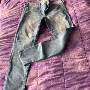 Light Wash American Eagle Jeggings